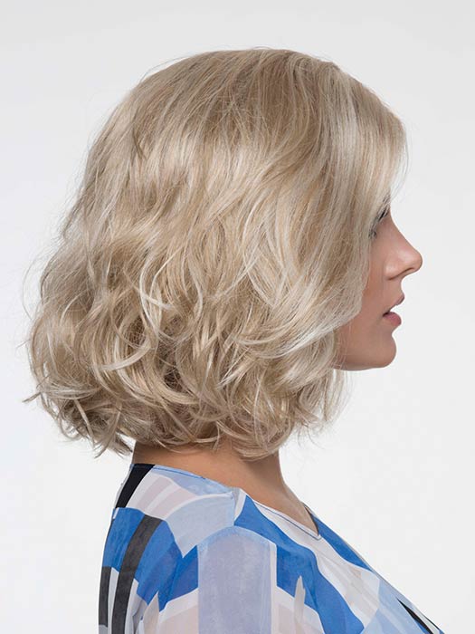 Chloe by Envy - Regal Wigs