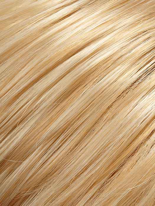 Mariska by Jon Renau