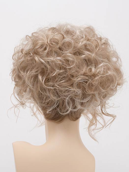 Kelsey by Envy - Regal Wigs