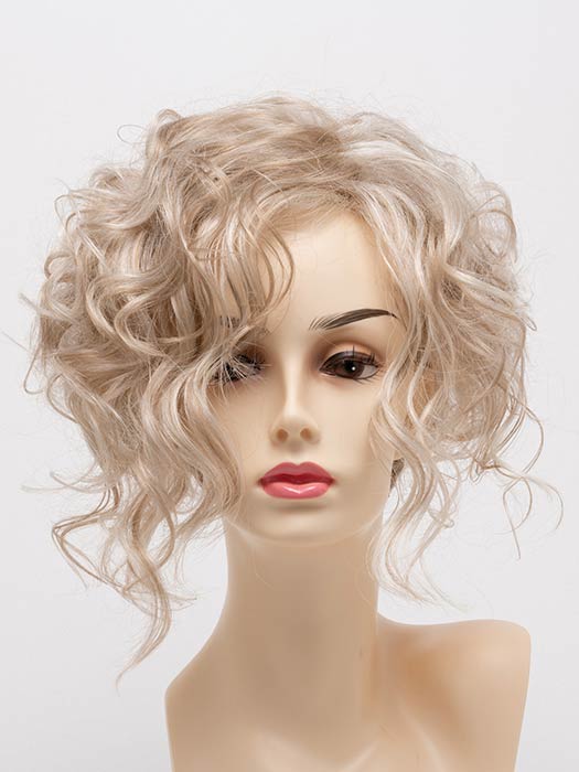 Kelsey by Envy - Regal Wigs