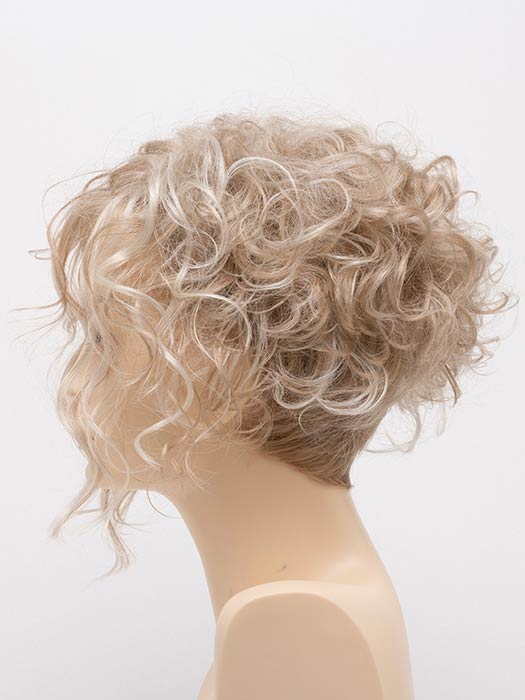 Kelsey by Envy - Regal Wigs