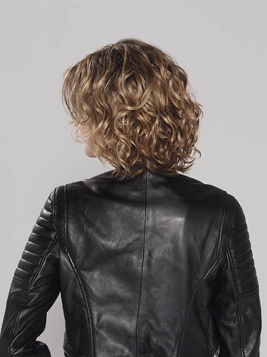 Girl Mono by Ellen Wille