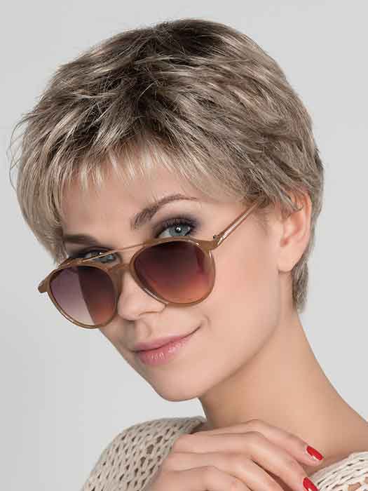 Mia Mono by Ellen Wille