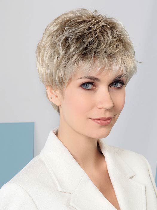 Lina Small by Ellen Wille